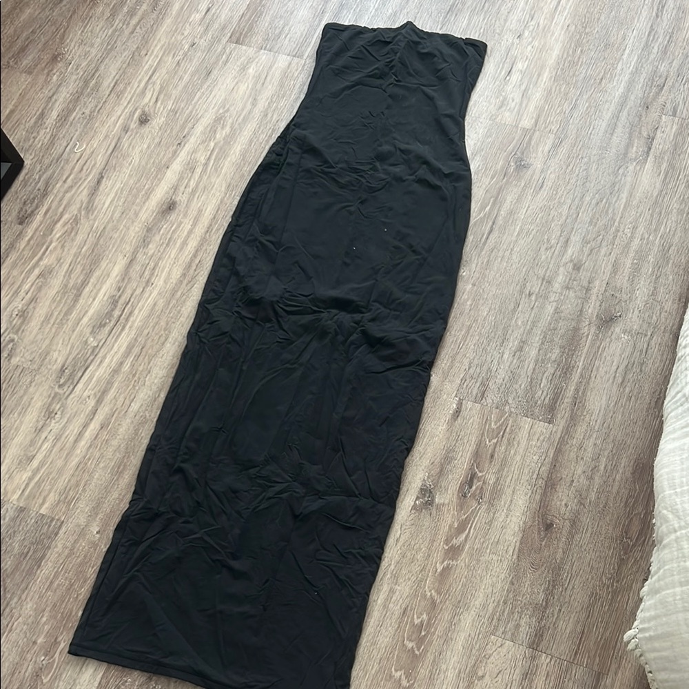 SKIMS Black Strapless Bodycon Dress